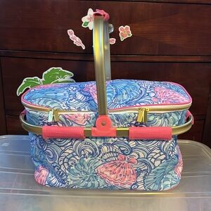 Lilly Pulitzer Blue Heaven Raising Shell Insulated Picnic Basket Cooler